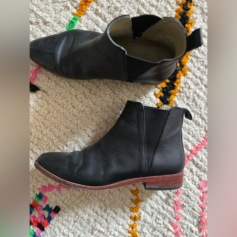 Nisolo Everyday Chelsea Black sz 9